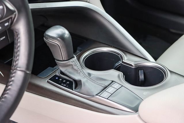 Used 2023 Toyota Camry SE image 20