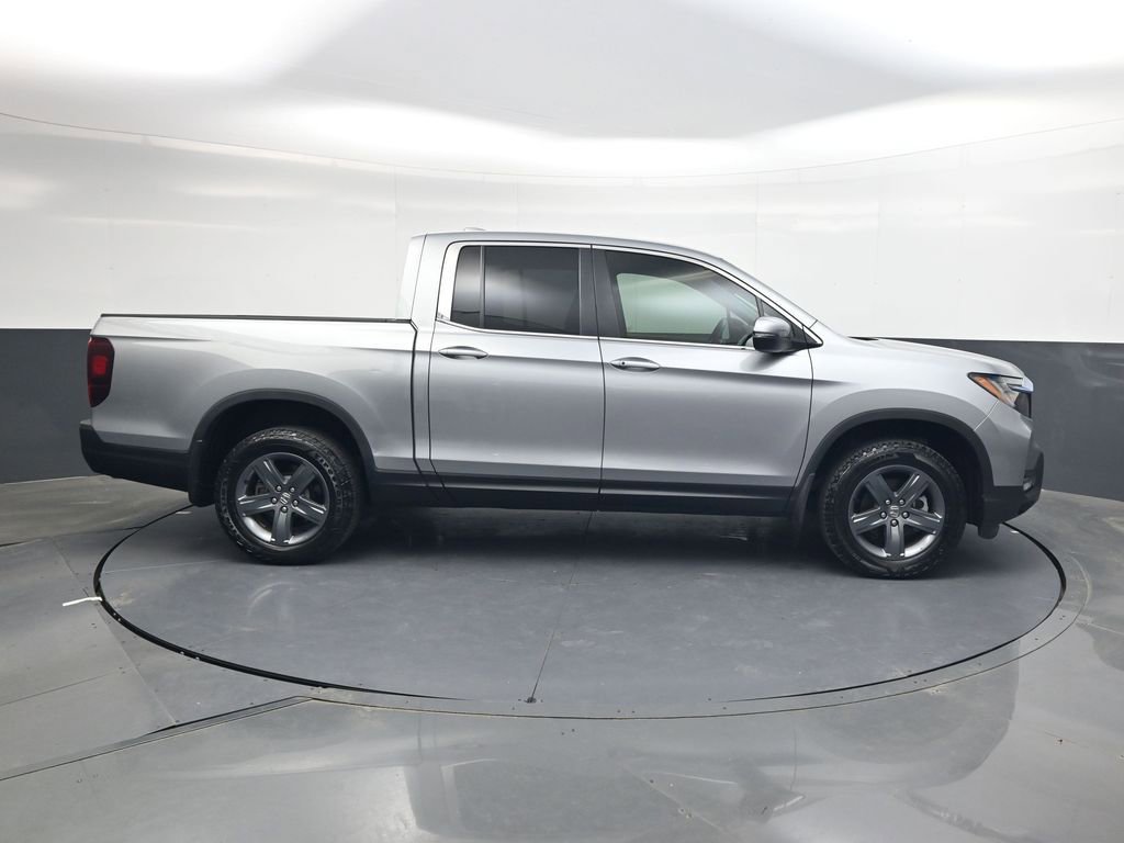 Certified 2023 Honda Ridgeline RTL image 3