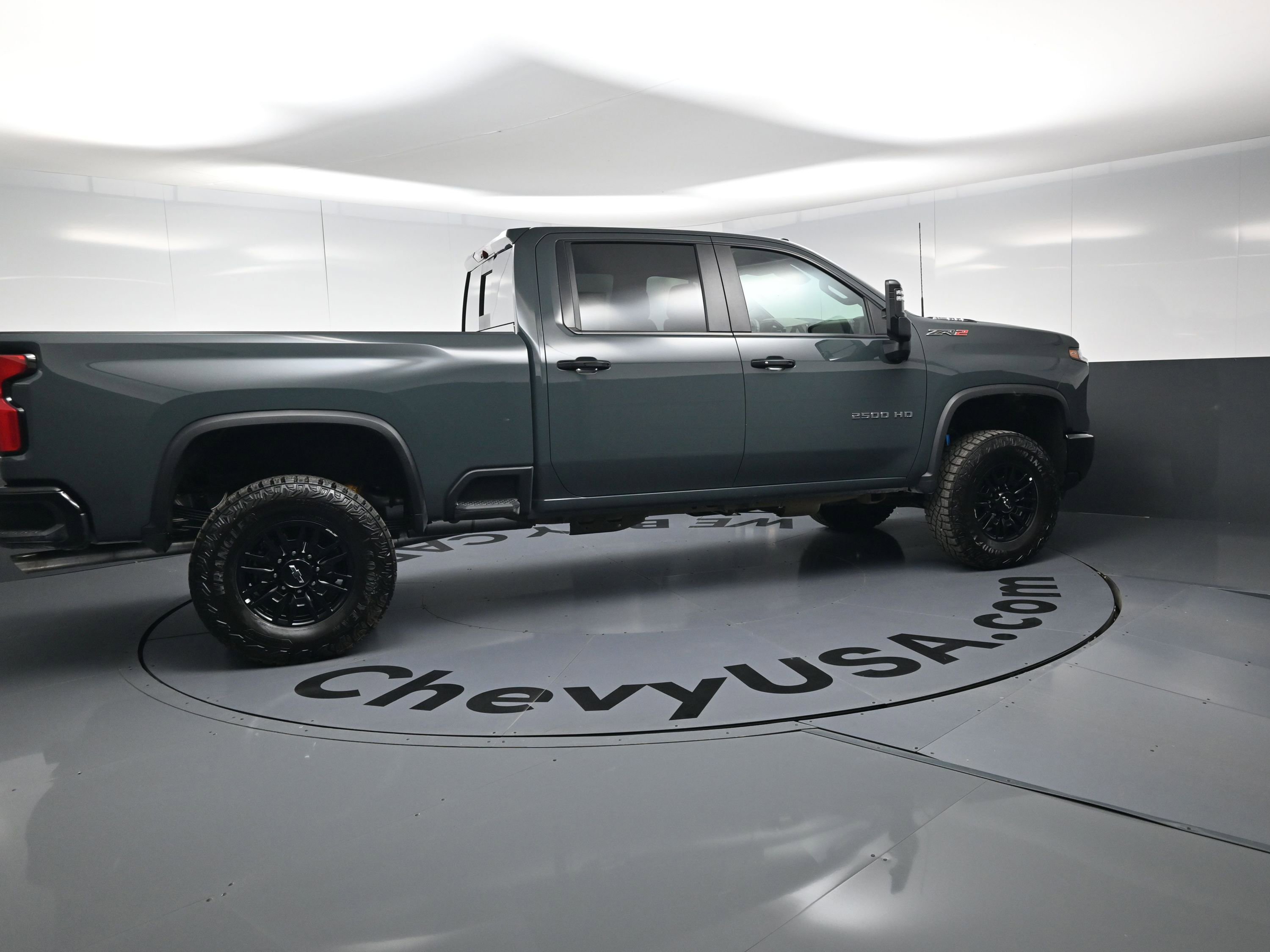 Used 2026 Chevrolet Silverado 2500 ZR2 image 9