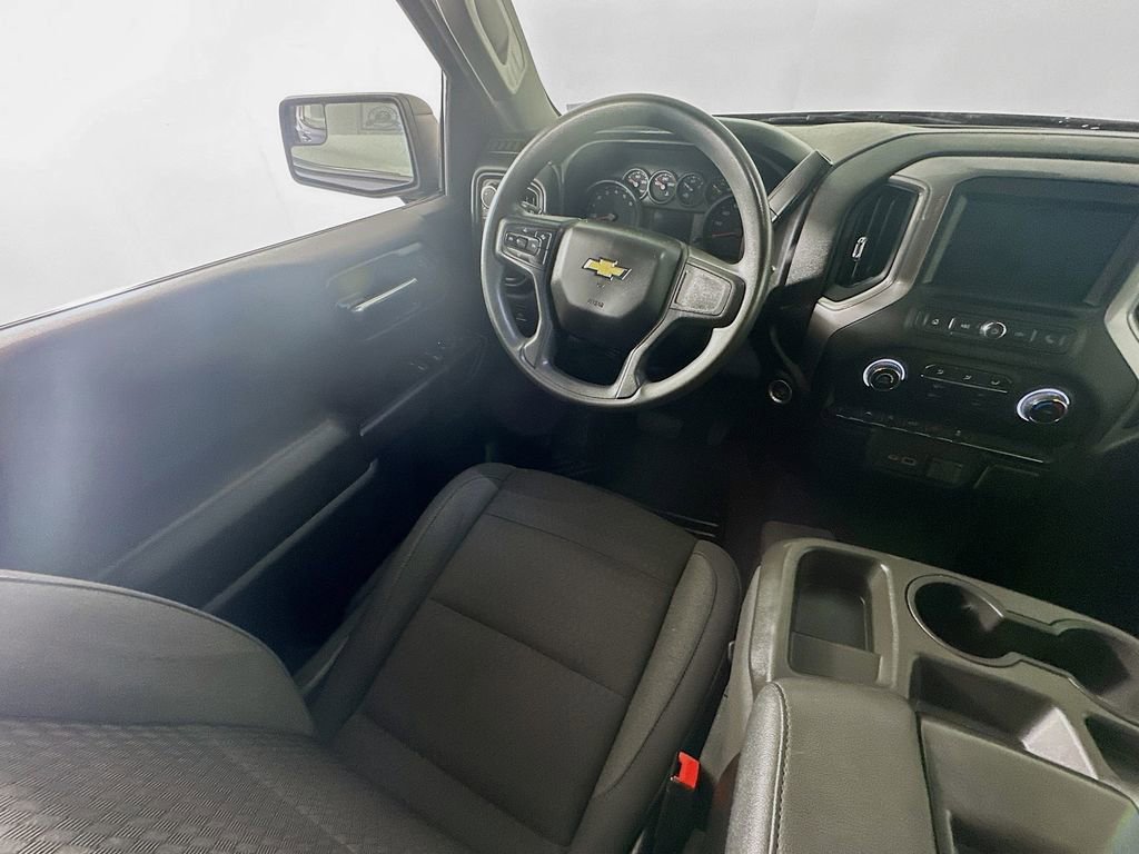 Used 2022 Chevrolet Silverado 1500 Custom image 9