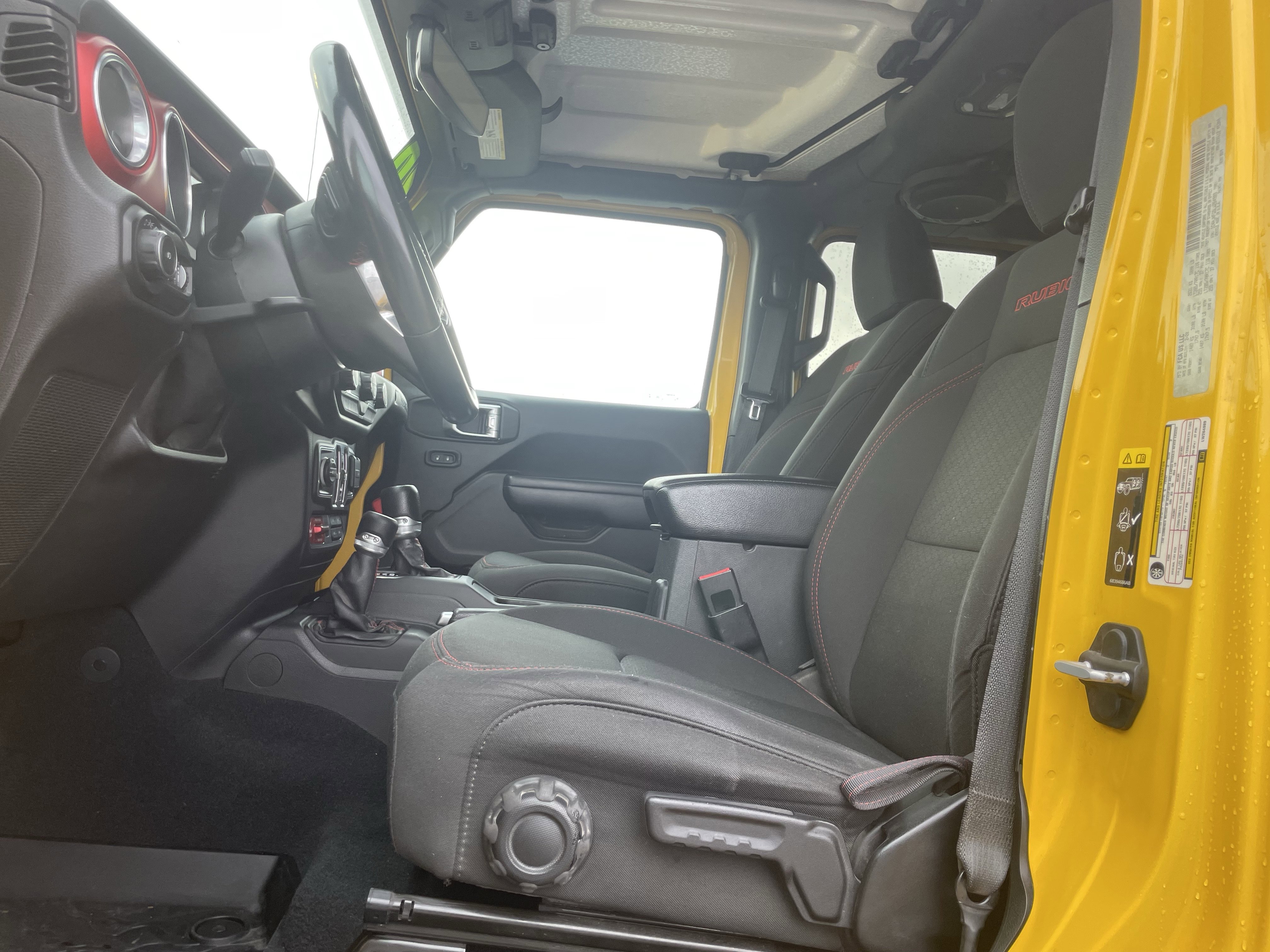 Used 2020 Jeep Wrangler Unlimited Rubicon w/ Dual Top Group image 12