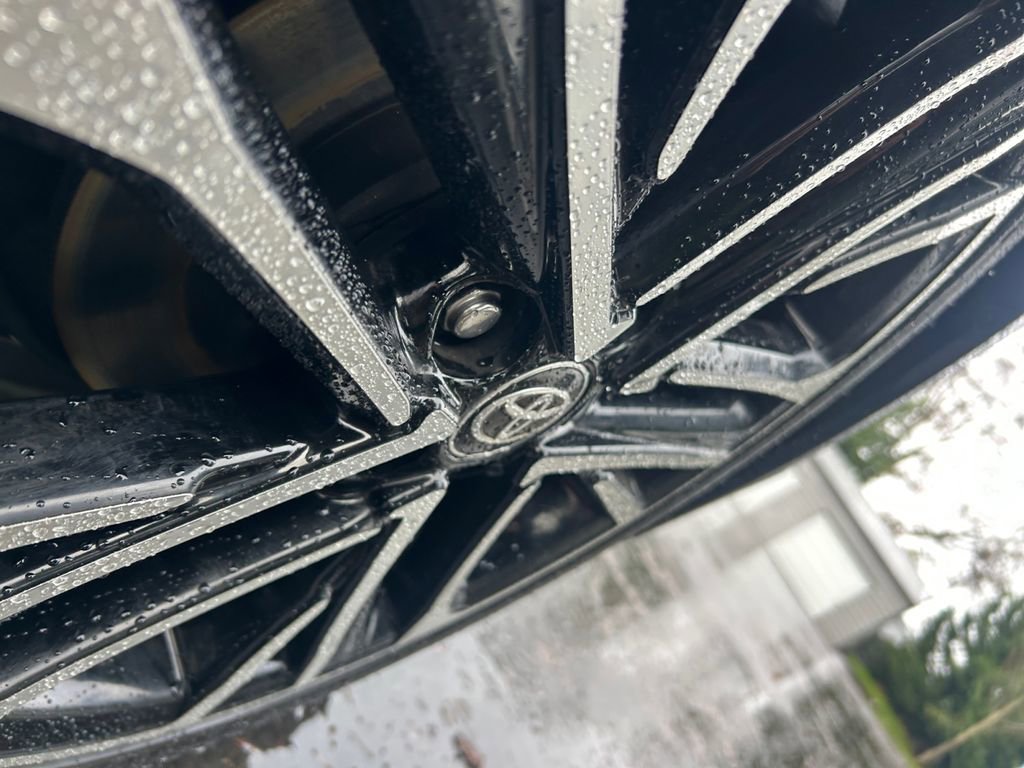 Used 2025 Toyota Camry XLE image 36