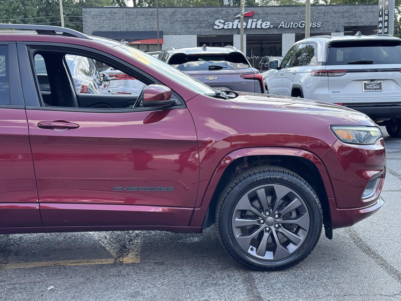 Used 2019 Jeep Cherokee High Altitude AWD/4WD image 12