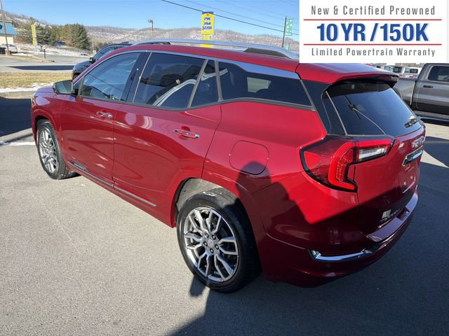 Used 2023 GMC Terrain Denali w/ Denali Premium Package image 8