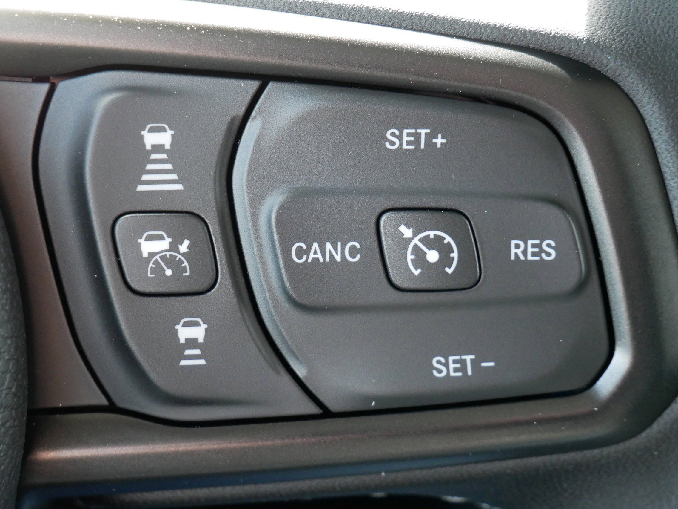 New 2026 Jeep Gladiator Sport AWD/4WD image 16