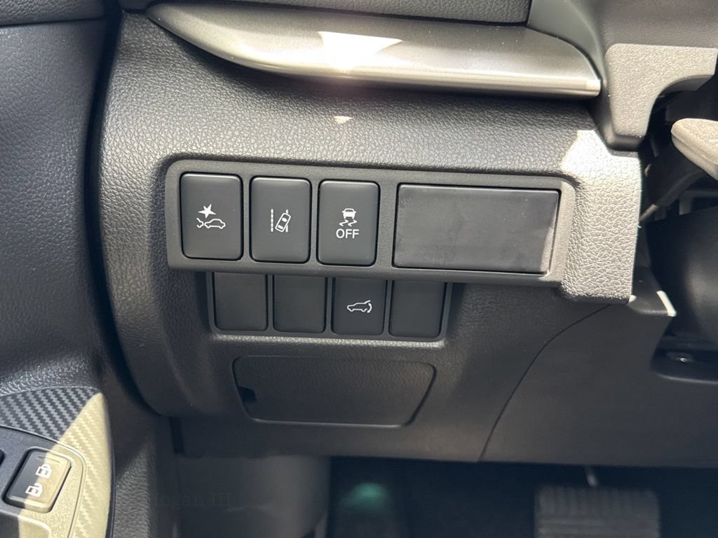 New 2026 Mitsubishi Eclipse Cross SEL AWD/4WD image 18