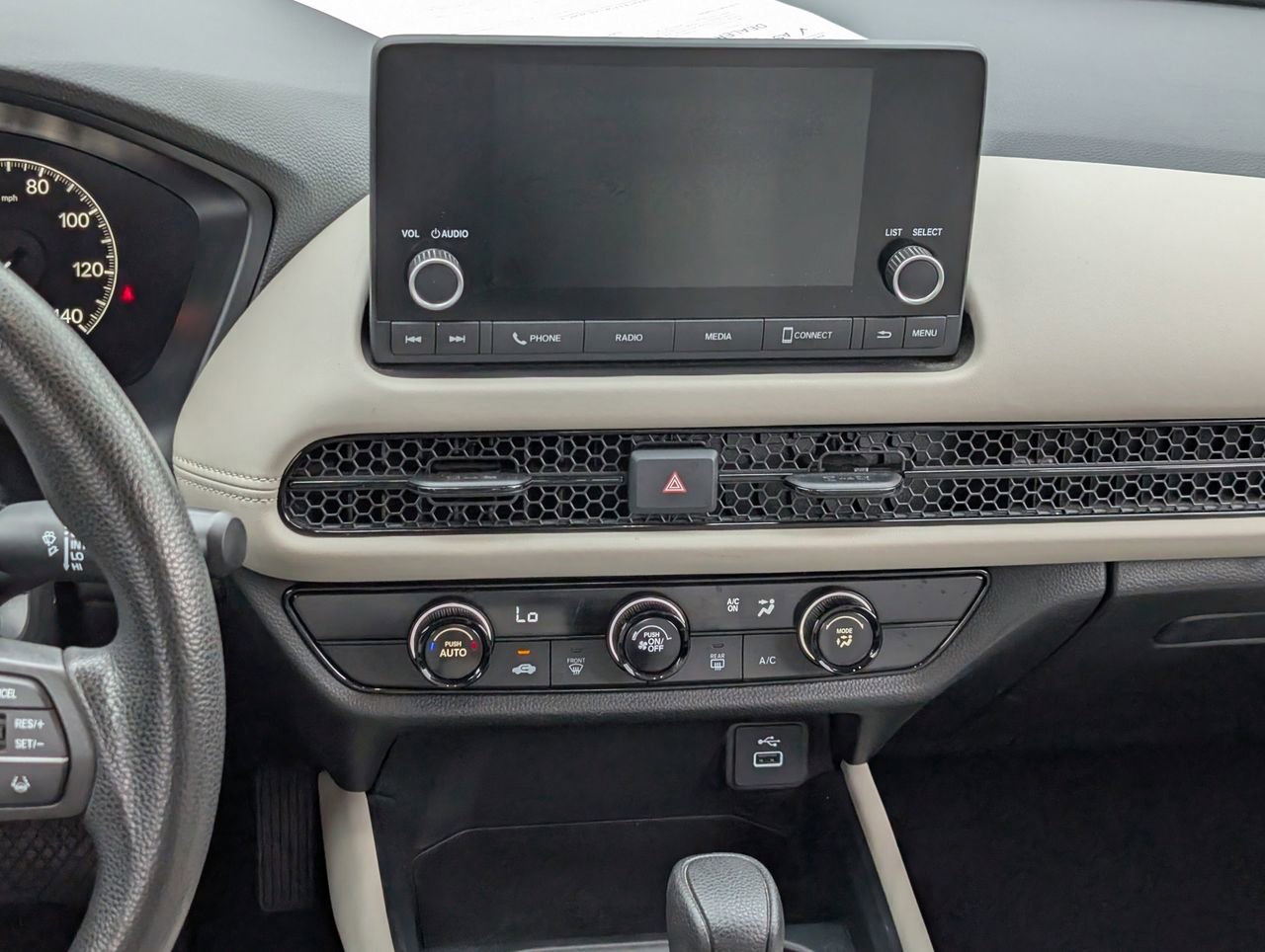 Used 2023 Honda HR-V LX image 12