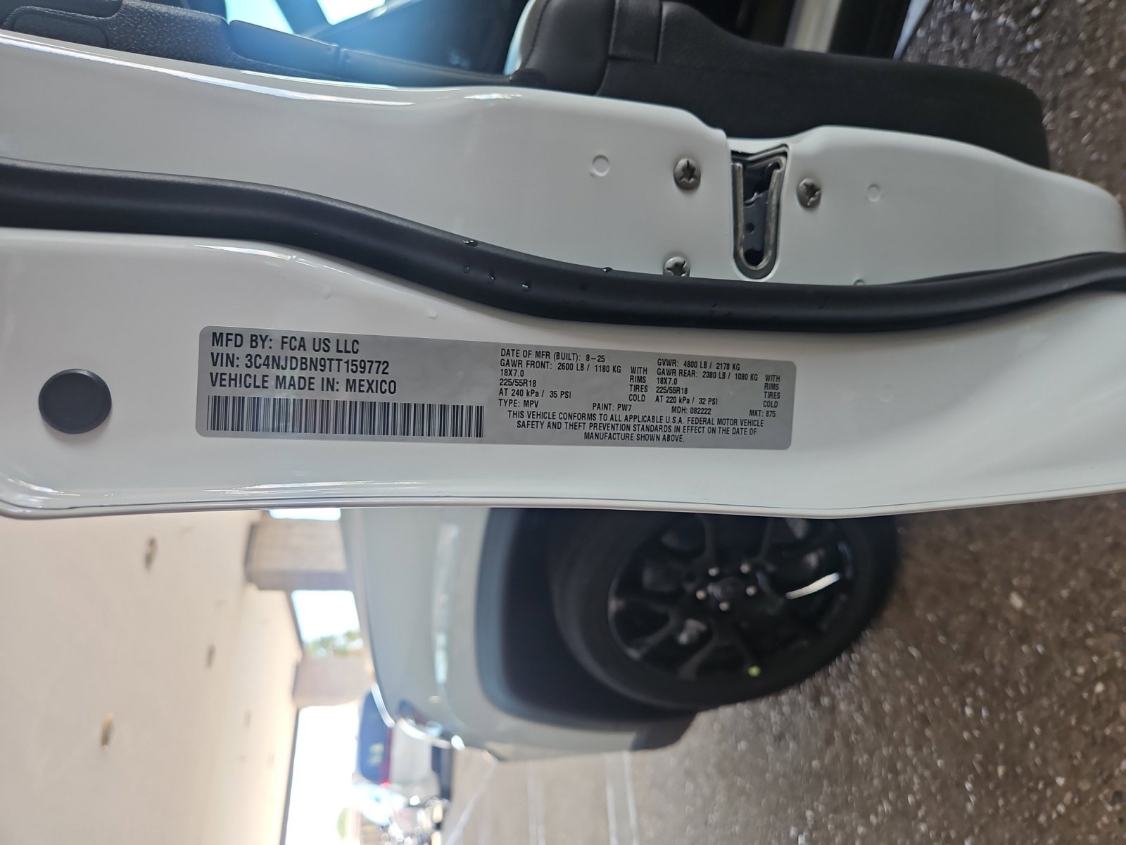 New 2026 Jeep Compass Latitude image 25