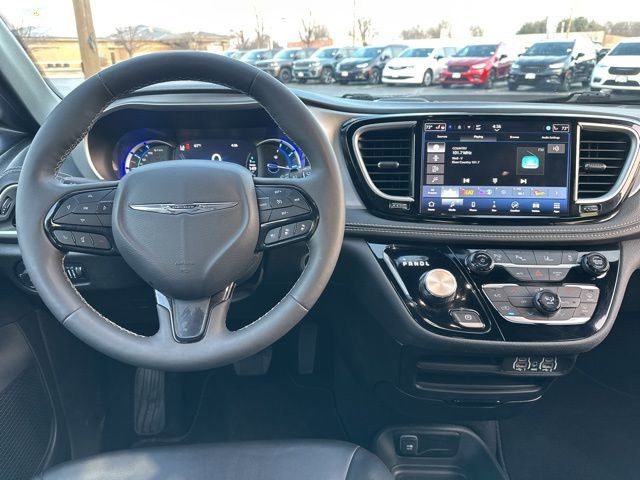 Certified 2024 Chrysler Pacifica Select image 7