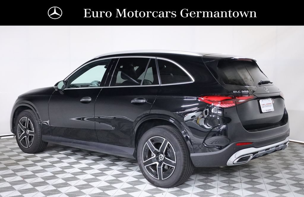 Certified 2026 Mercedes-Benz GLC 300 4MATIC image 4