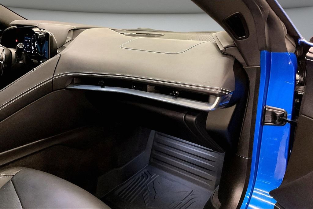 Used 2024 Chevrolet Corvette Stingray Preferred Cpe w/ Z51 Performance Package image 23