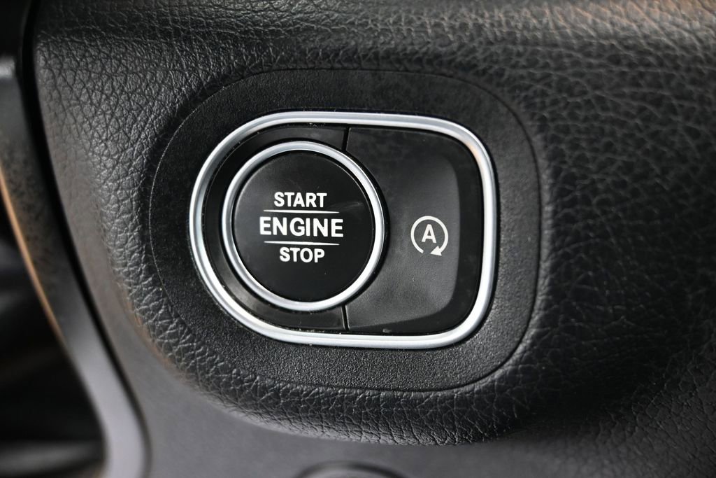 Used 2022 Mercedes-Benz GLE 350 4MATIC w/ Premium Package image 20