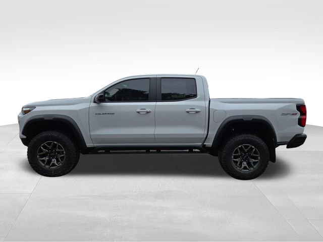 New 2026 Chevrolet Colorado ZR2 w/ Technology Package AWD/4WD image 9