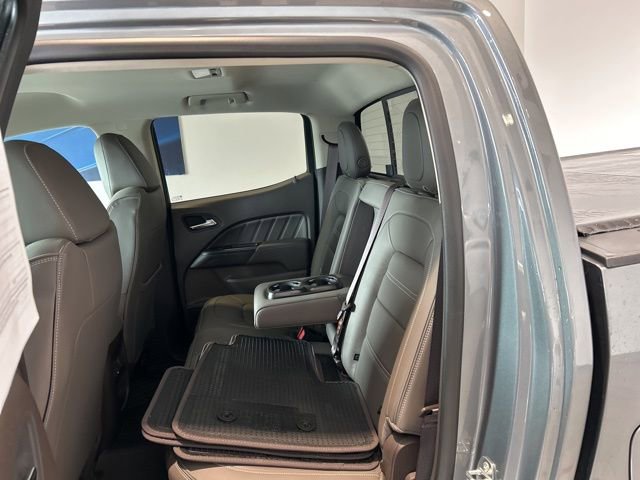 Used 2022 GMC Canyon Denali image 14