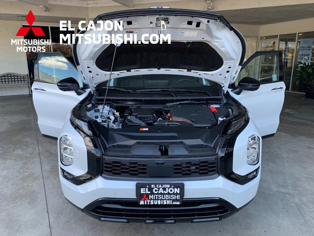 New 2025 Mitsubishi Outlander SEL Black Edition image 29