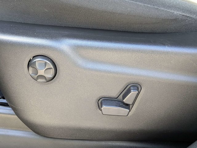 Used 2025 Dodge Durango GT RWD image 22