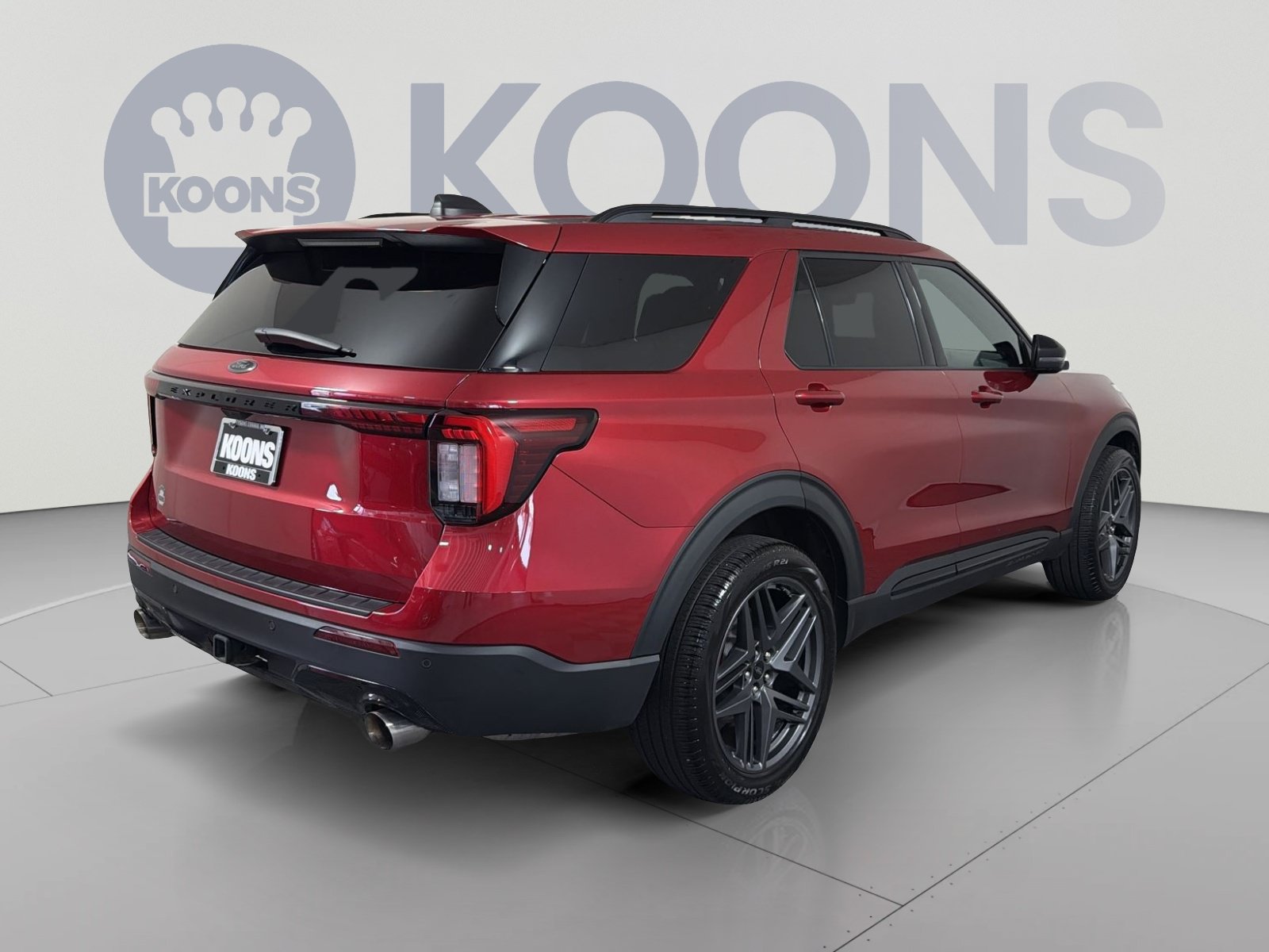 Used 2025 Ford Explorer ST-Line w/ Premium Package AWD/4WD image 7
