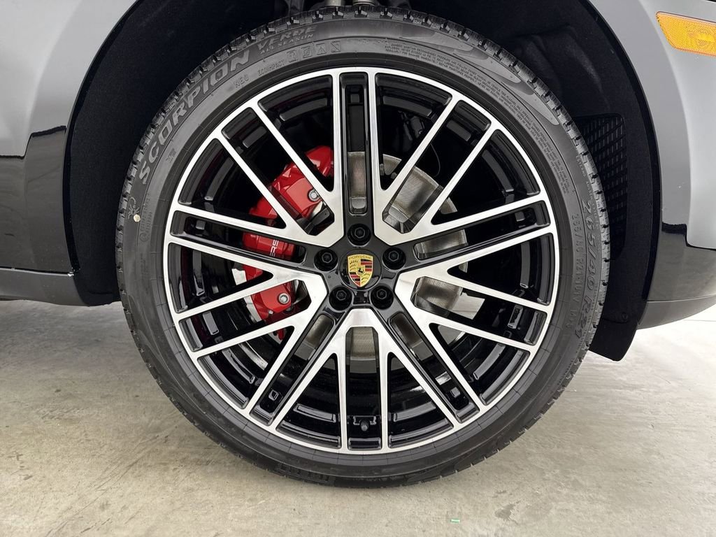 New 2026 Porsche Macan S AWD/4WD image 15