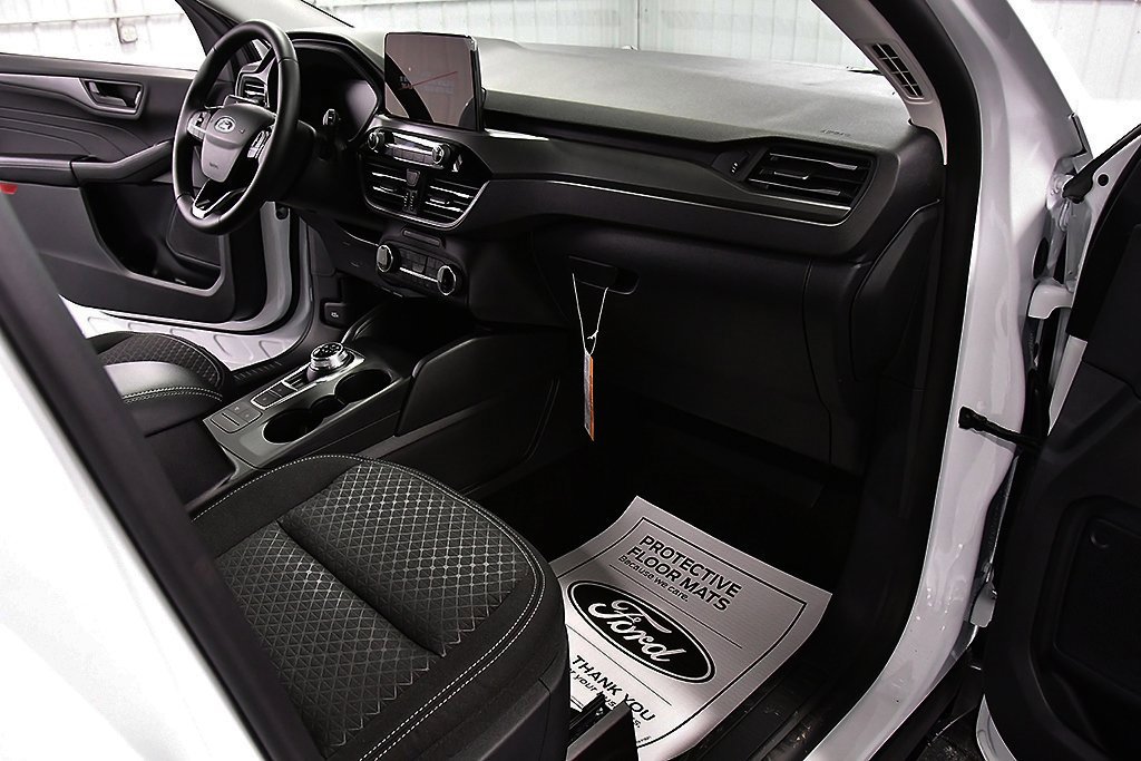 New 2025 Ford Escape Active w/ Cold Weather Package image 28