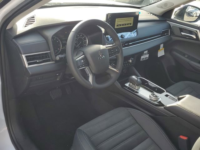 New 2025 Mitsubishi Outlander Trail Edition image 21
