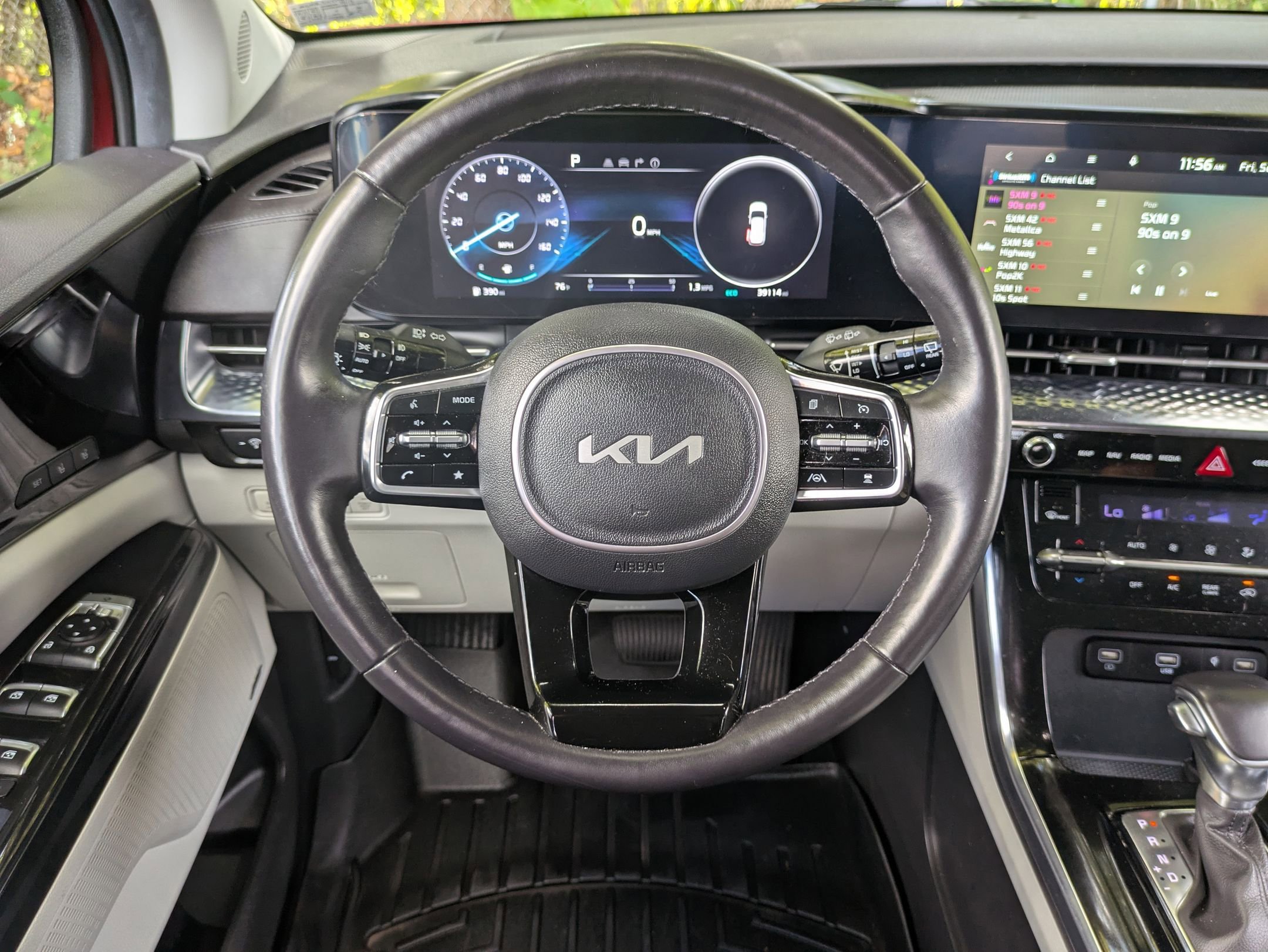 Certified 2023 Kia Carnival SX Prestige image 20