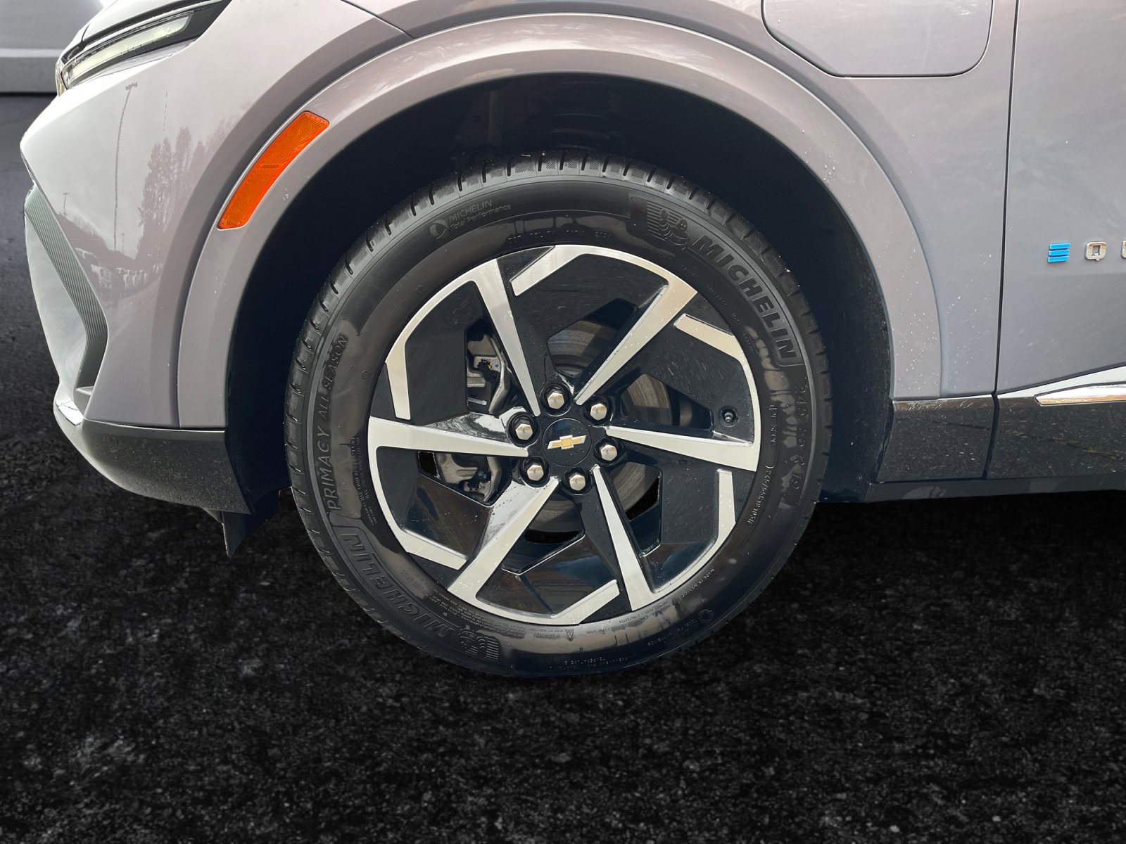 Used 2025 Chevrolet Equinox EV LT w/ Convenience Package image 15