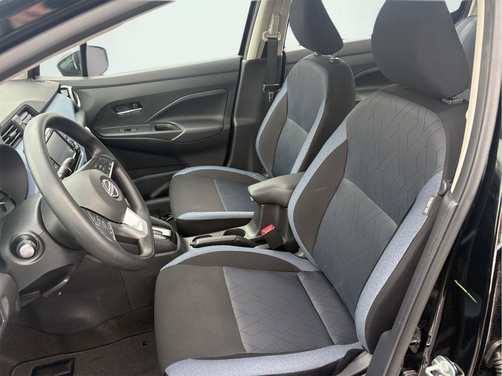 New 2025 Nissan Versa SV w/ Trunk Package image 8