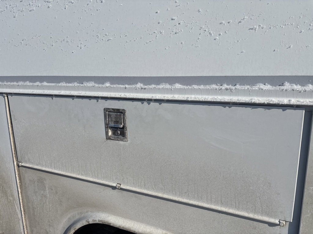 Used 2024 Ford E-350 and Econoline 350 Super Duty w/ Power Windows & Locks Group image 3