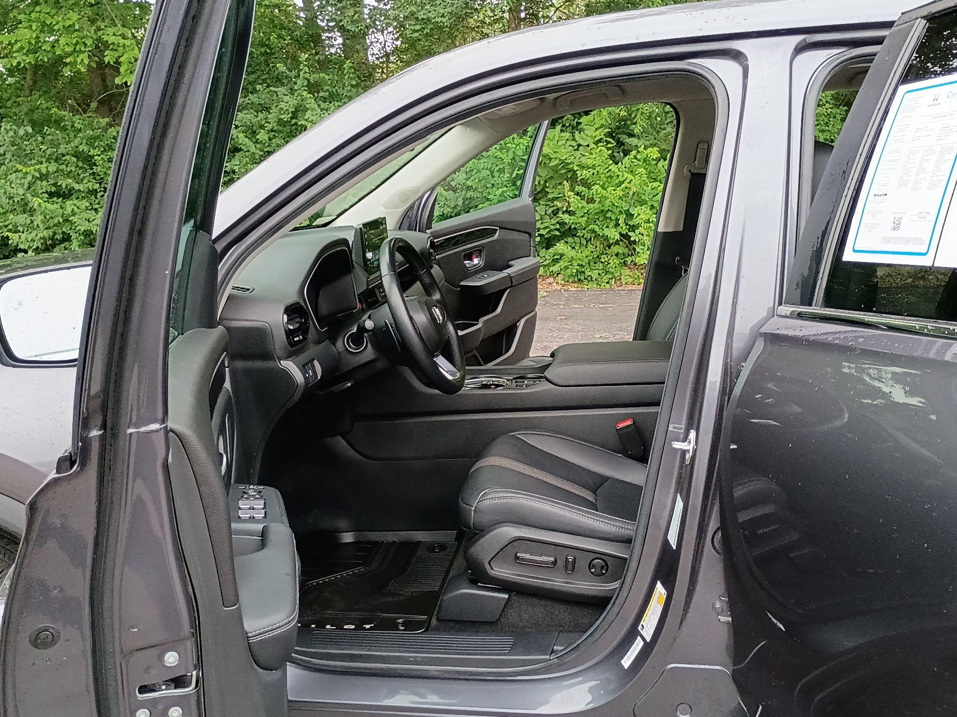 Certified 2025 Honda Pilot EX-L image 11