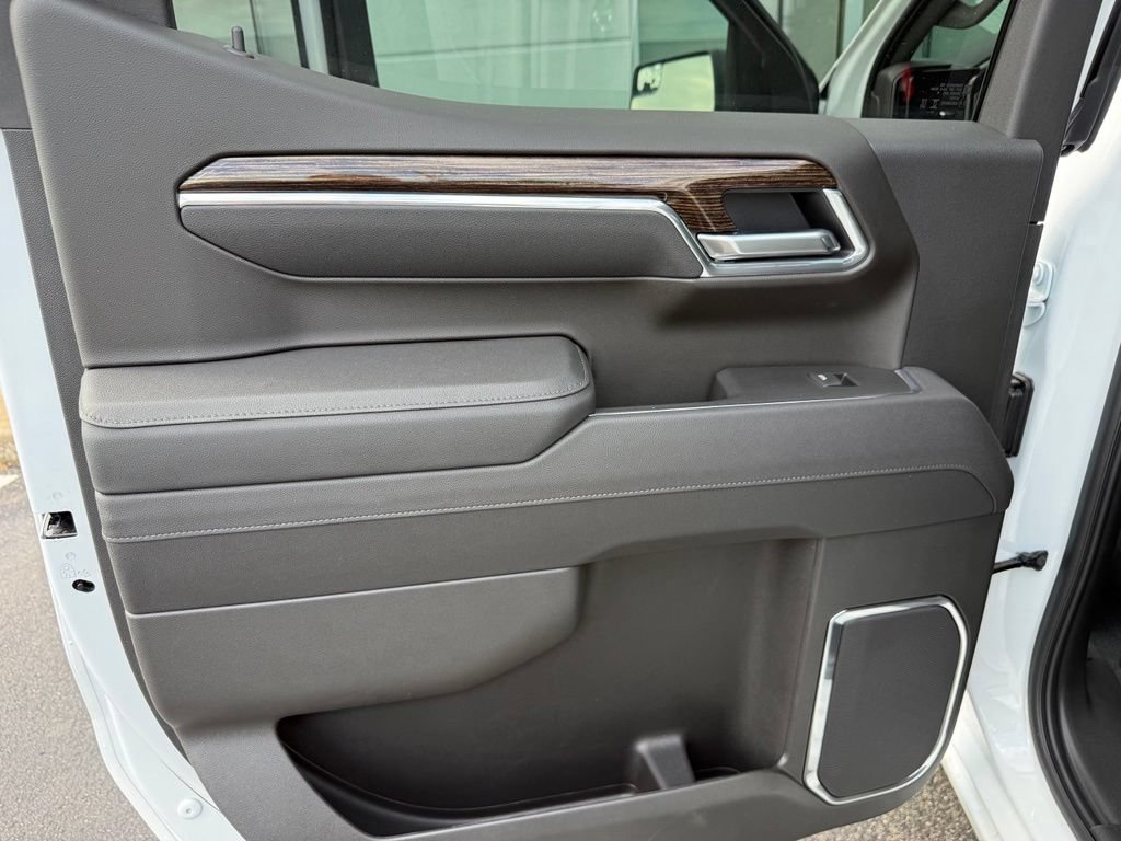 Used 2026 GMC Sierra 1500 Elevation AWD/4WD image 11