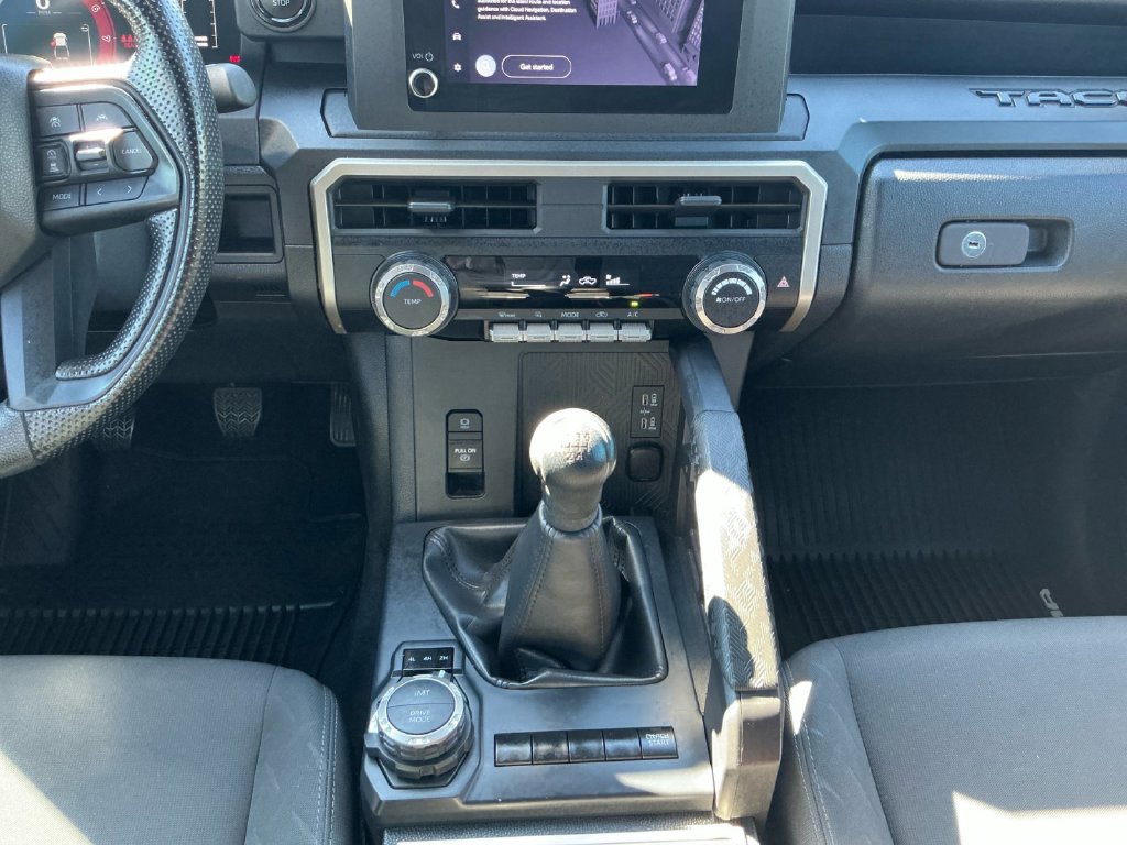 Used 2024 Toyota Tacoma SR w/ SR Upgrade Package AWD/4WD image 20