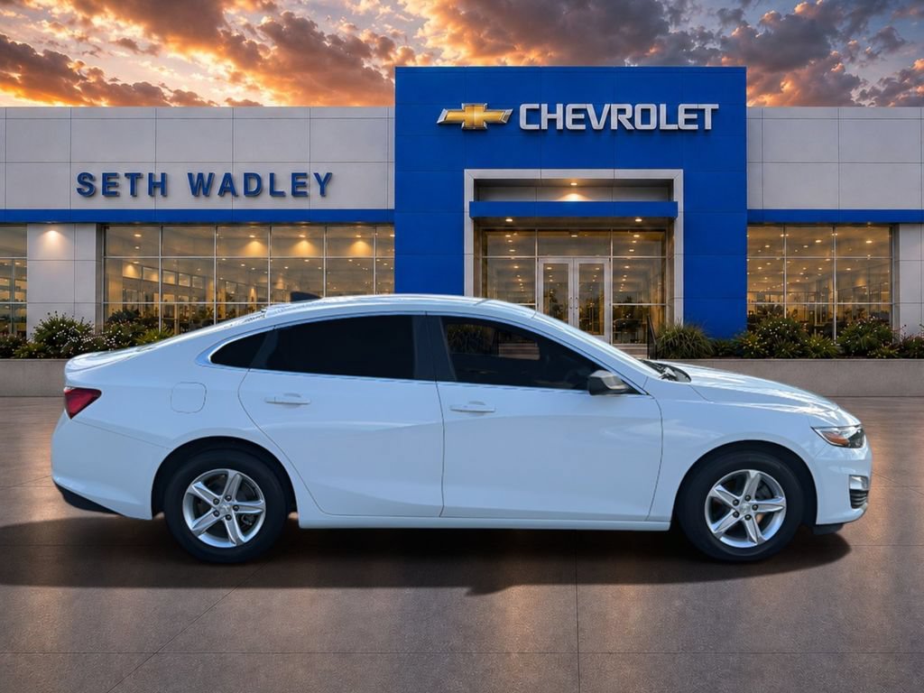 Used 2023 Chevrolet Malibu LS FWD image 8