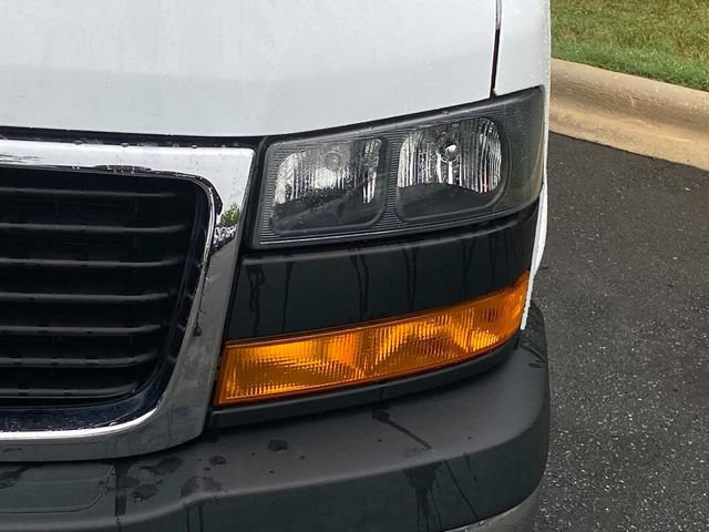 Used 2022 GMC Savana 2500 w/ Driver Convenience Package RWD image 5