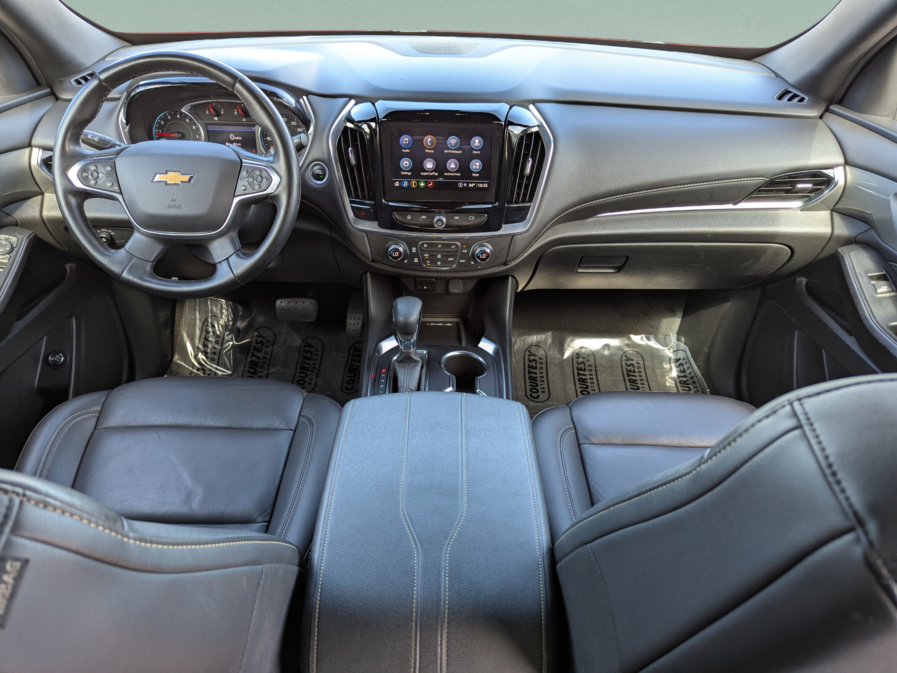 Used 2023 Chevrolet Traverse LT FWD image 16