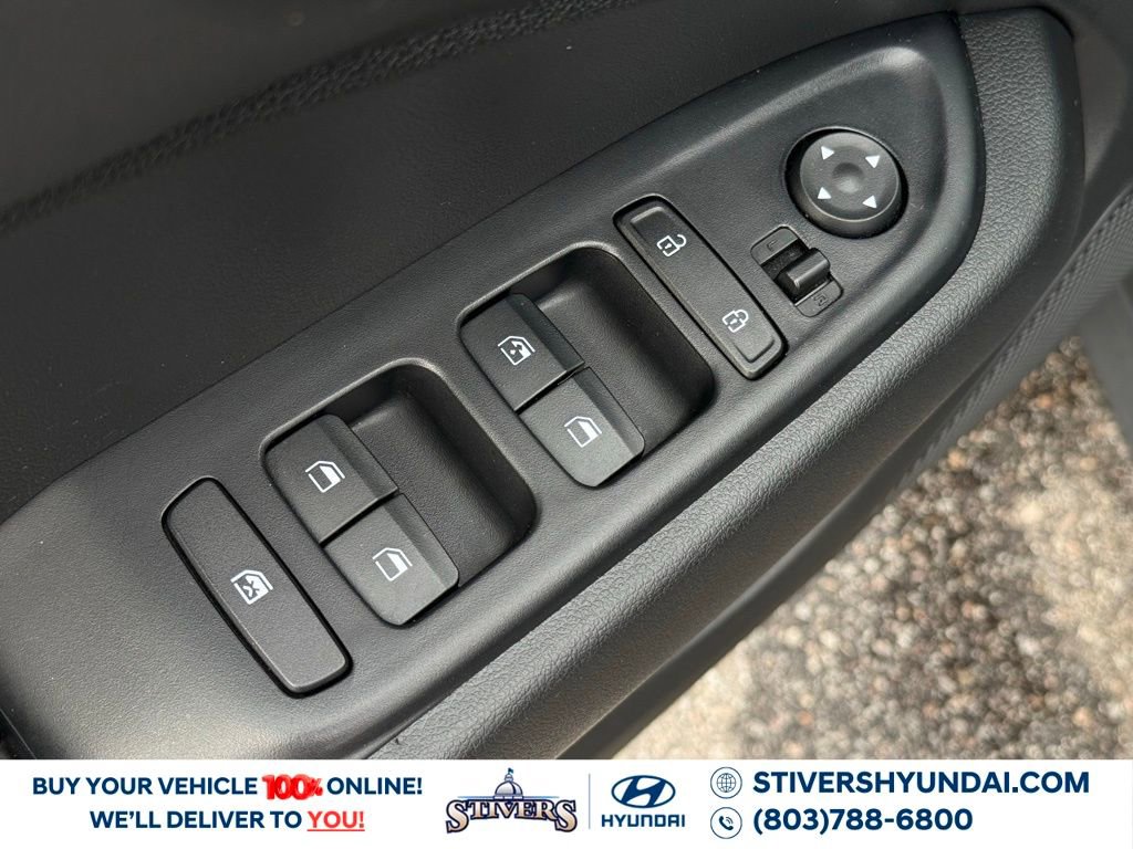 Certified 2024 Hyundai Venue SEL image 27