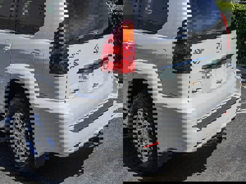 Used 2004 Lexus GX 470 image 14