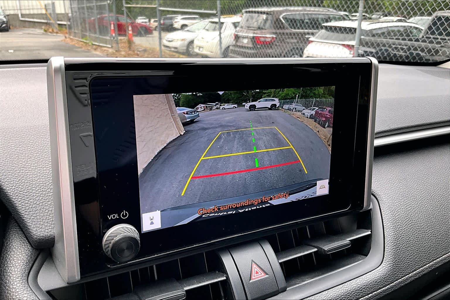 Certified 2025 Toyota RAV4 XLE AWD/4WD image 26