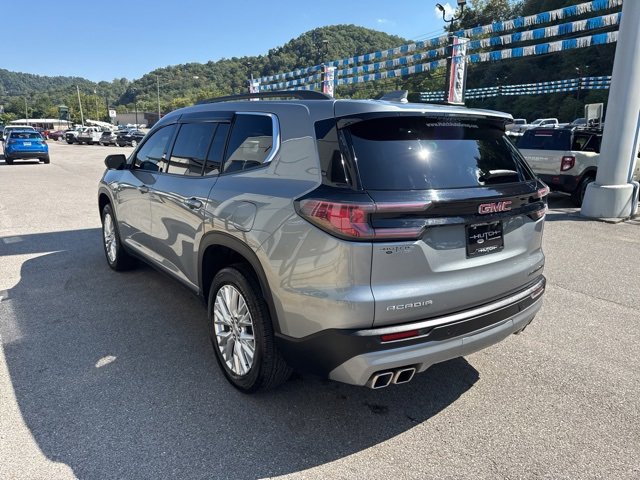 Used 2025 GMC Acadia Elevation w/ Elevation Premium Package image 5