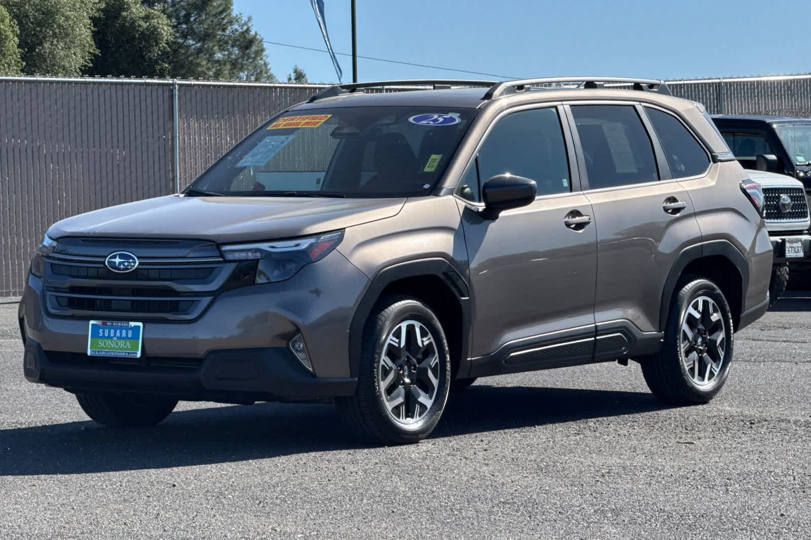Used 2025 Subaru Forester Premium AWD/4WD image 7