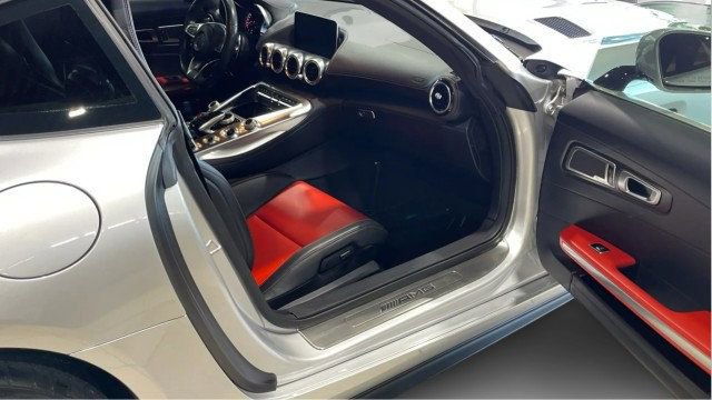Used 2017 Mercedes-Benz AMG GT Coupe image 9