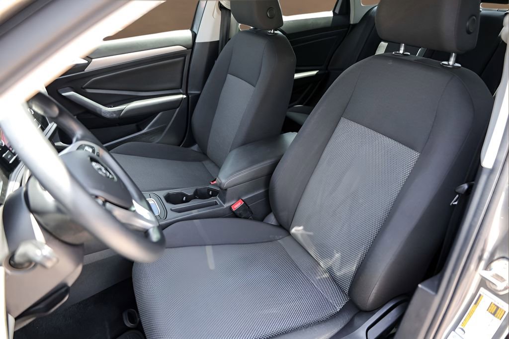 Used 2020 Volkswagen Jetta S w/ Driver Assistance Package FWD image 7