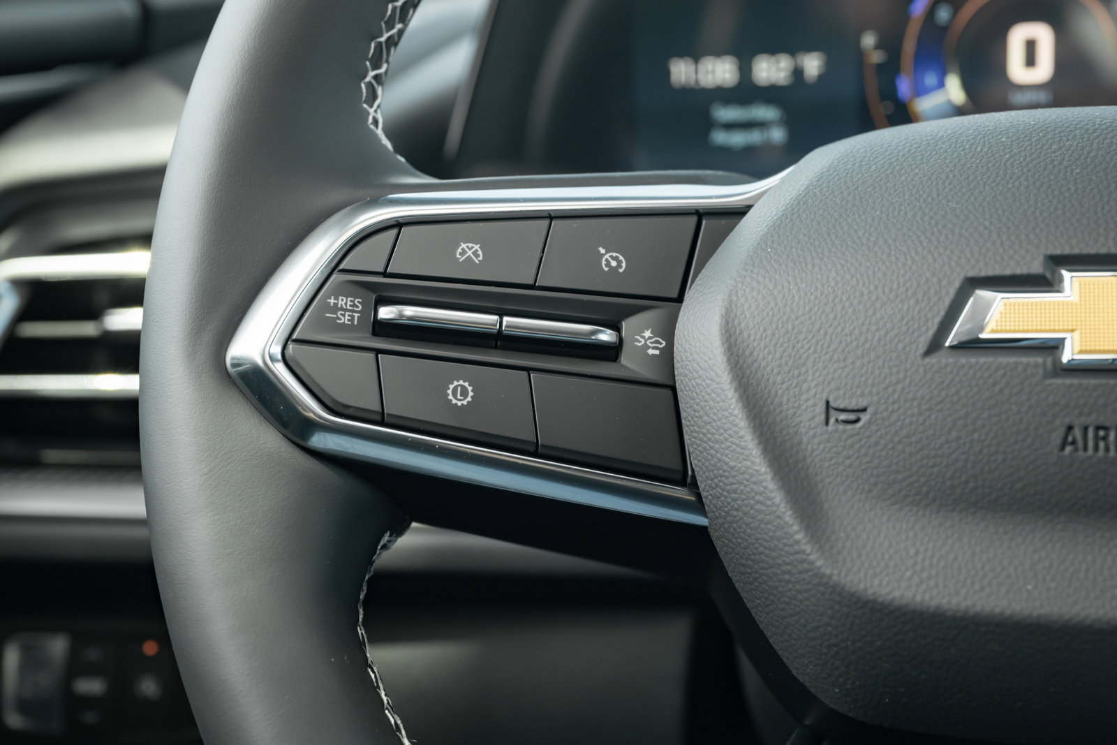 New 2026 Chevrolet Traverse LT w/ Driver Confidence Package image 19