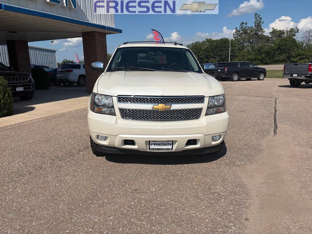 Used 2013 Chevrolet Avalanche LTZ AWD/4WD image 8