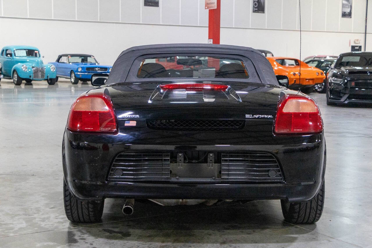 Used 2000 Toyota MR2 RWD image 24