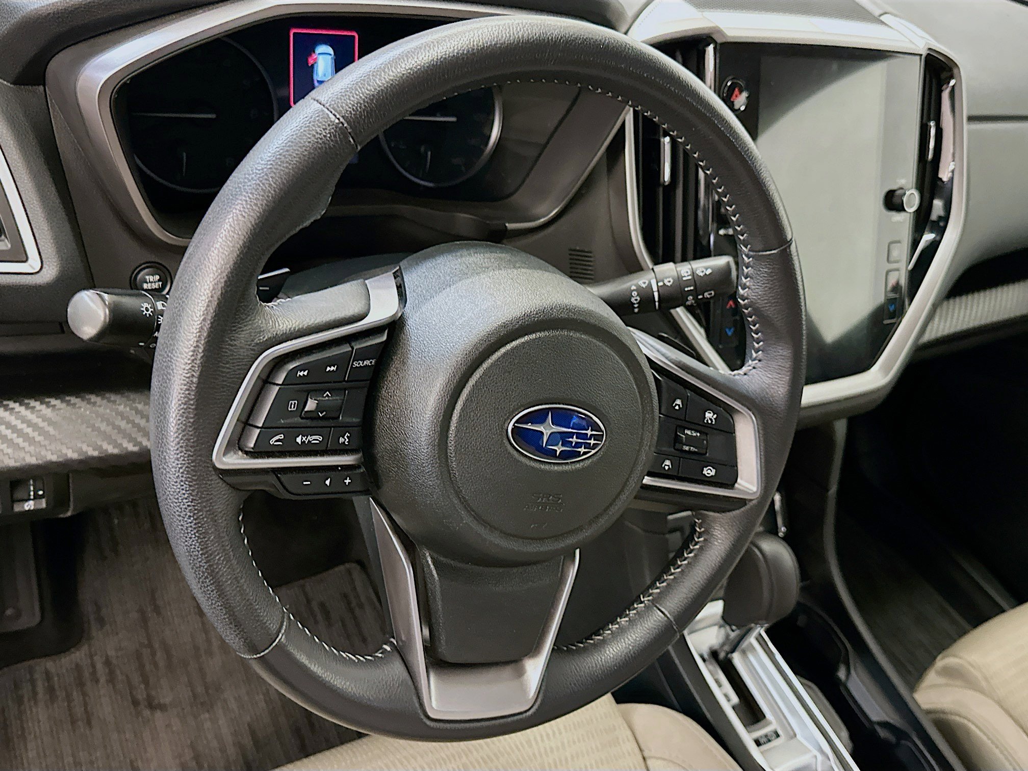 Used 2025 Subaru Ascent Premium AWD/4WD image 18