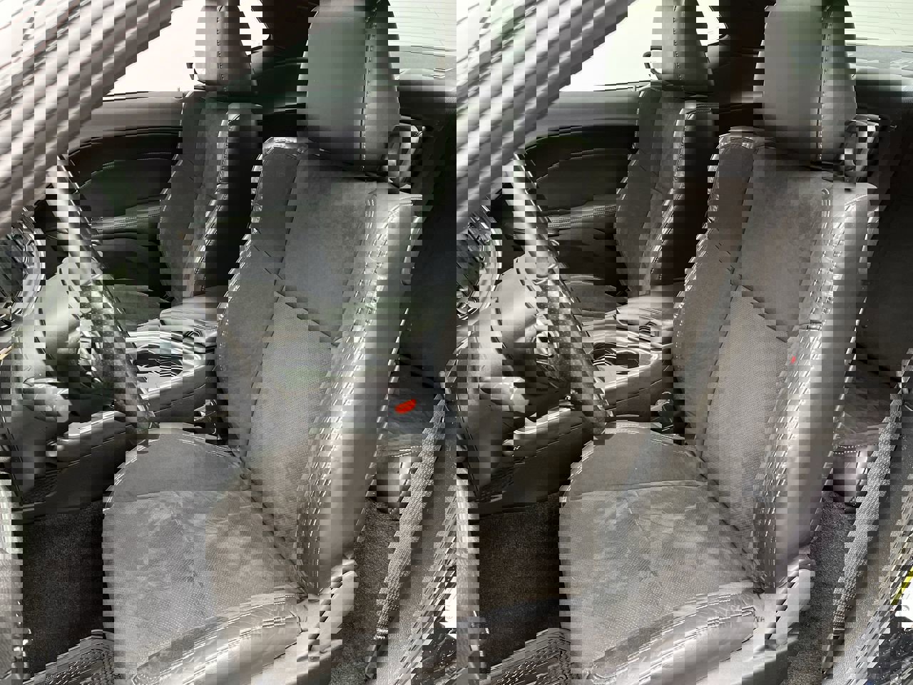 Used 2018 Dodge Challenger R/T Plus RWD image 10