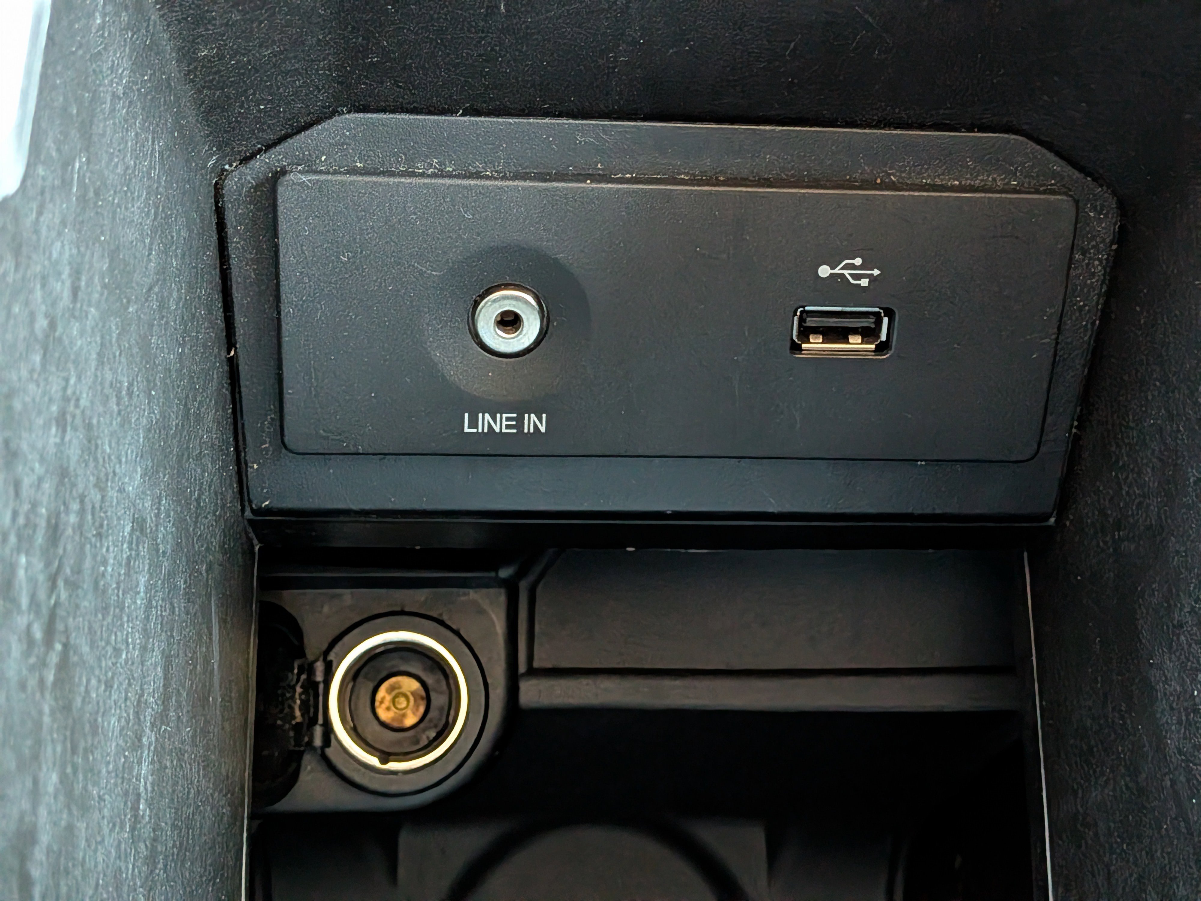 Used 2015 Ford Escape SE image 31