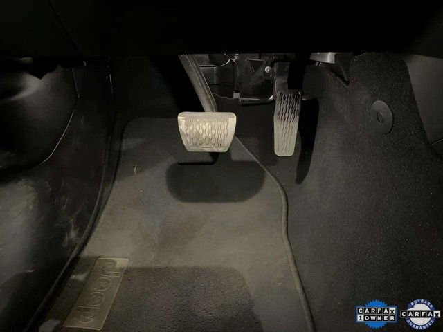 Used 2025 Jeep Wrangler Unlimited Sahara w/ Safety Group image 26