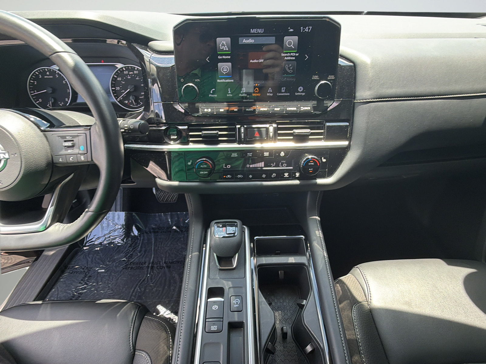Certified 2025 Nissan Pathfinder SL w/ SL Premium Package FWD image 20