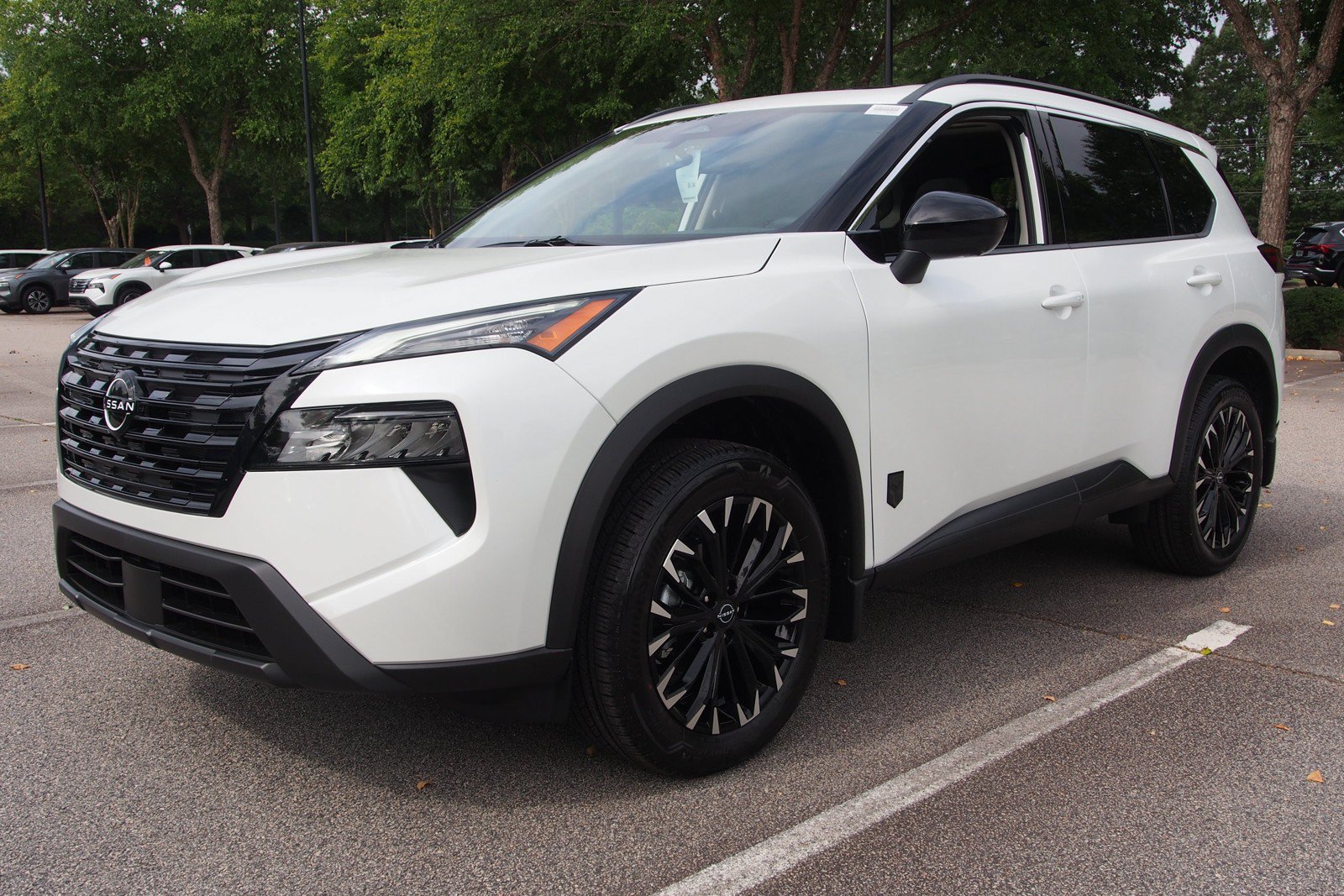New 2026 Nissan Rogue Dark Armor FWD image 3